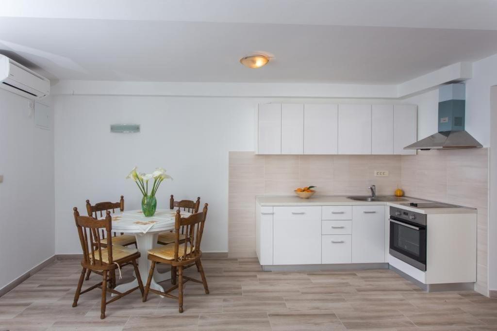 Apartments Anka Trsteno Zewnętrze zdjęcie